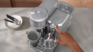 Nespresso Vertuo Creatista coffee machine - Image 4